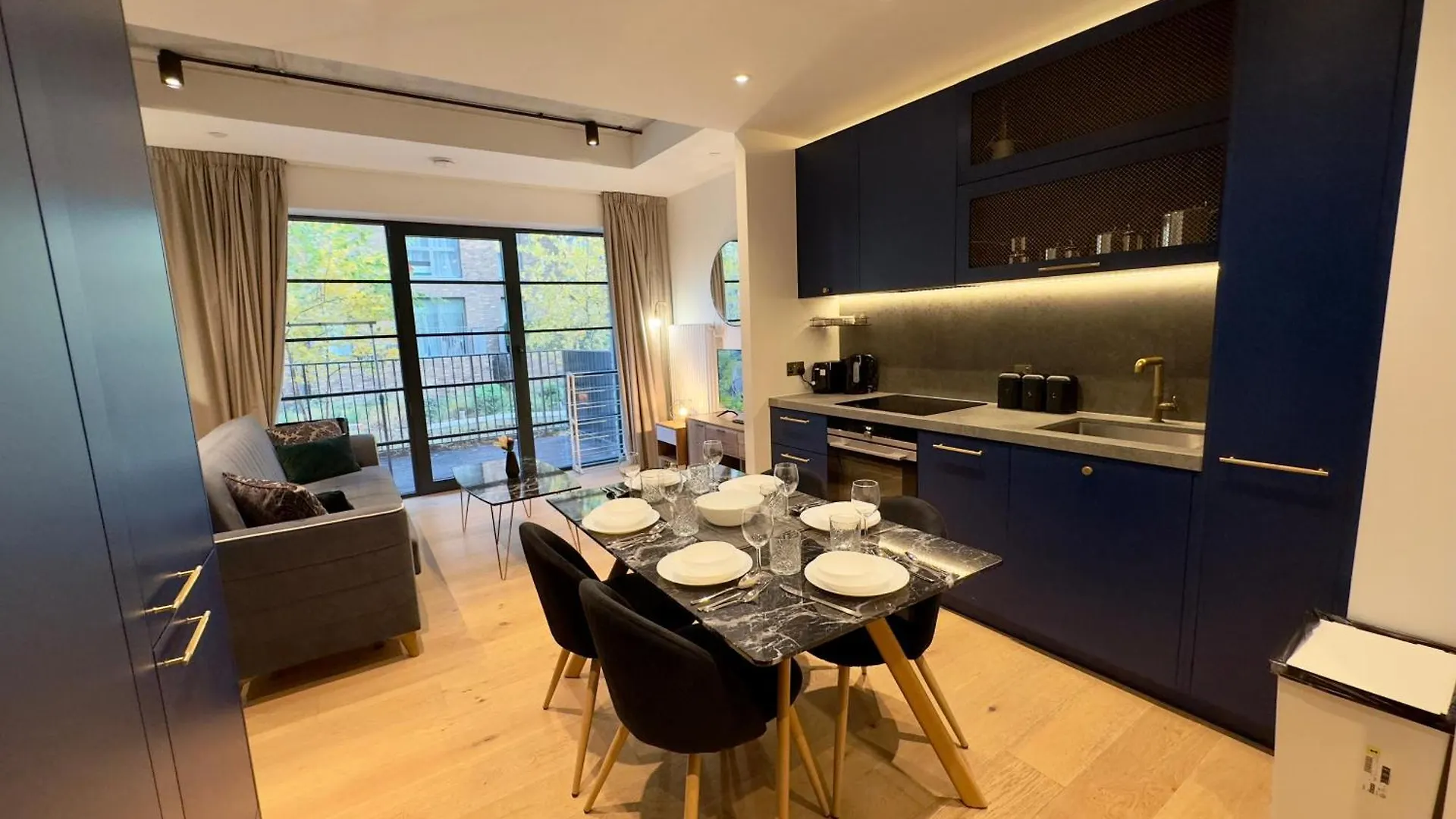 Amazing Cosy Apartment, Next To O2 Arena And Close To London Excel, Secure Parking